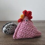 Szydełkowa kurka-wielkanoc