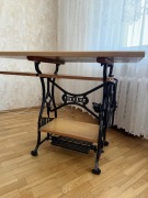 Stolik RTV TV pod telewizor z nóg nogi od maszyny do szycia Afrana