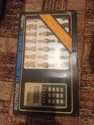 Miniaturowy elektroniczny zestaw szachowy SciSys Acetronic z lat 80.