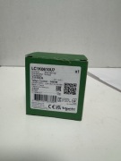 1x stycznik Schneider LC1K0610U7