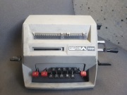 Maszyna licząca / maszyna kalkulacyjna Predom MESKO 3201