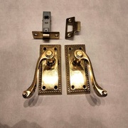 Klamki Vintage do drzwi szafy kredensu 