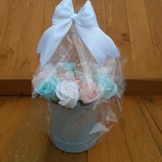 Upominek dla kochanych dziadków, róże mydlane.