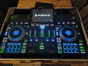 Denon DJ PRIME 4 + case