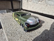 JADA TOYS 1:24 1951 Mercury DC Bombshells – SAM SAMOCHÓD (Bez figurki)