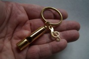 Brelok Exclusive Golden Whistle USA orginal
