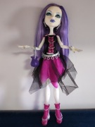 Monster High Spectra Vondergeist I seria Basic