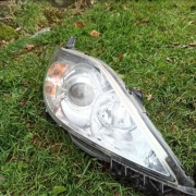 Mazda 5 lampy xenonowe