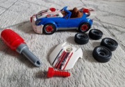 Samochód HOT WHEELS do tuningu / zestaw do składania 