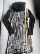 Długi sweter, tunika, z golfem w zwierzęcy wzór, misiowy materiał