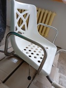 Krzesło obrotowe na stelażu ,nakładka na wannę 