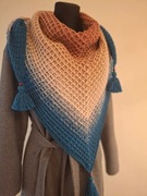 Chusta szydełkiem dziergana 