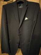 Sprzedam 2 razy użyty garnitur marki Bytom 