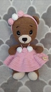 Miś w sukience na szydełku