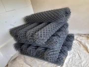 SIATKA OGRODZENIOWA POWLEKANA GRAFIT FI 3,1 WYSOKOŚĆ 150 CM OCZKO 60X60