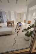 Robot do mycia okien i luster