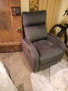 Fotel bujany obrotowy rozkładany