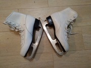 Łyżwy figurowe r. 35, 22 cm