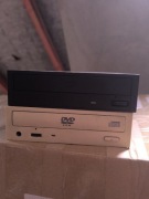 Napędy optyczne do PC i laptopów i stacja dyskietek (cena za sztukę)