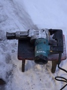 Młot udarowy wyburzniowy Makita 