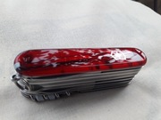 Victorinox 1.6795.T, scyzoryk Swiss Champ czerwony transparentny