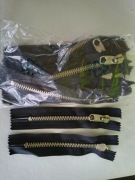 Zamki krawieckie 20 szt. 14 cm, metalowe, likwidacja zakładu wyprzedaż