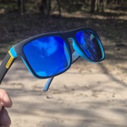 Okulary przeciwsłoneczne polaryzacyjne niebieskie lustrzanki +Etui Gratis
