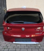 Alfa romeo stelvio klapa tył 