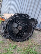 Skrzynia biegów + 2 półosie od Opla Movano