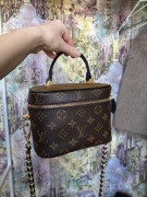 Torebka kufelek bronzowy jak nowy 