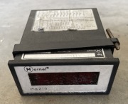 Cyfrowy licznik Hornel Model dig 210