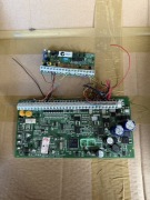 Alarm DSC AAT – zestaw części (centrala + moduły + zasilacz + pilot)sprawny
