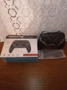 Bezprzewodowy wielofunkcyjny gamepad 8590