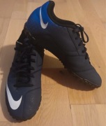 Buty piłkarskie Nike trufy Bombax