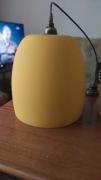 Lampy wiszące klosze żółte w kształcie tulipana