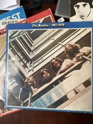 The Beatles  2 Albumy: czerwony i niebieski. Cena za całość. 