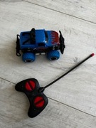Zdalnie sterowany monster truck