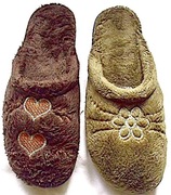 Papcie damskie - wygodne pantofle na grubej, mocnej podeszwie