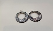 Metalowe kolczyki. Duże koło. Bardzo lekkie. 2 sztuki.