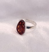 Pierścionek - Srebro i Bursztyn