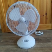 TANIO wentylator biurkowy biały Volteno VO0020