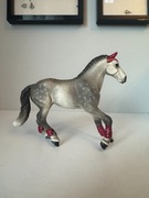 SCHLEICH - Koń klacz Trakeńska SPECIAL 