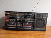 Interesujący radiomagnetofon Levis CH-168 korektor graficzny