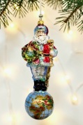 Bombka choinkowa MIKOŁAJ NA KULI ZIEMSKIEJ szklane ozdoby choinkowe retro 