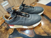 Buty sportowe firmy Santoni AMG-Mercedes 