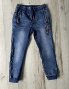 Zestaw ubrań dla chłopca rozmiar 134/140