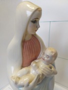 Dziewica Maryja z Dzieciątkiem Jezus