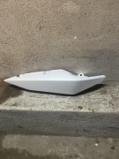 Yamaha XJ6 zadupek ogon prawy