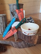 zabawki z kocimiętką, miska ceramiczna i wybierak do żwirku