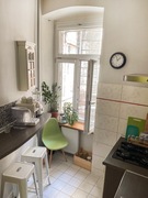 wygodne zielone krzesło